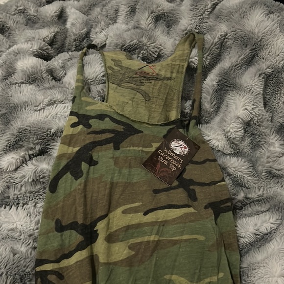 Rothco Racerbsck camo tank top - Picture 3 of 3